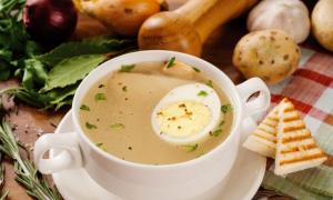 Яйчена супа: рецепти за готвене със снимки