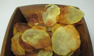 Paano gumawa ng homemade chips